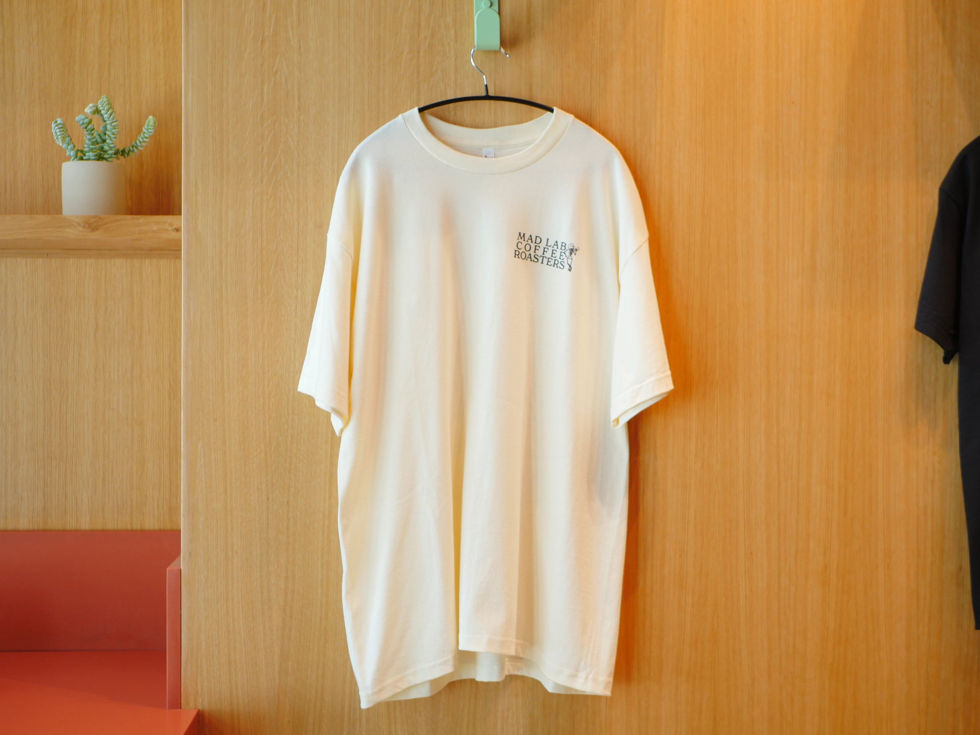 Mad Lab T-Shirt | Cream